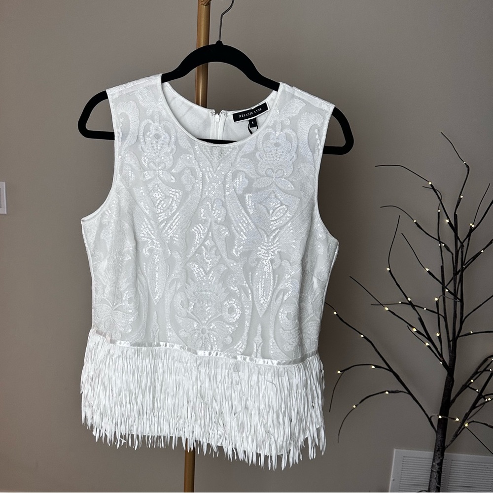 HOLIDAY ready NWT Melanie Lyne fringe sequin lined white sleeveless top size 8